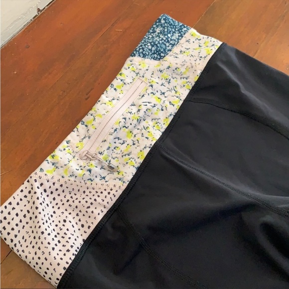 Lululemon Run Inspire Crop II Fresh Fleur Neutral - Picture 6 of 15